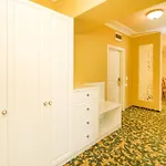 One Βουκουρέστι