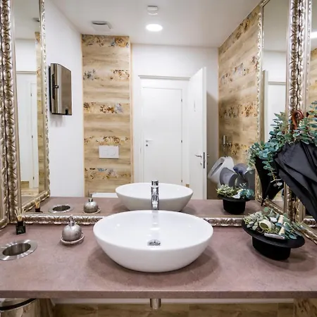 One Apartament Bucureşti