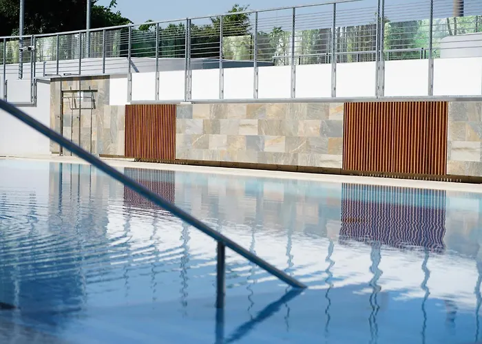 One Апартаменти